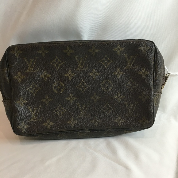 Louis Vuitton Monogram Truth Toilette Pochette Sku#83906 - Picture 1 of 12
